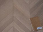 14x90x510 EUR Plank Chevron Invisible AB