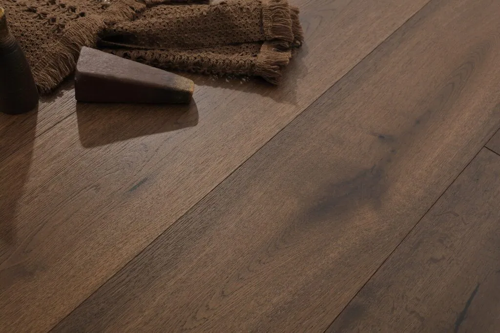 Parquet Chêne Julia — Fumé foncé 260×2200