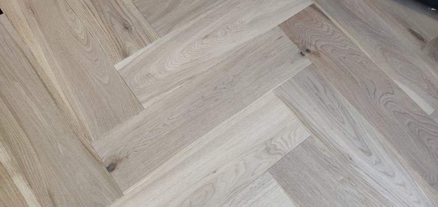 Parquet Rovere Modern Line — Finitura invisibile 150×600