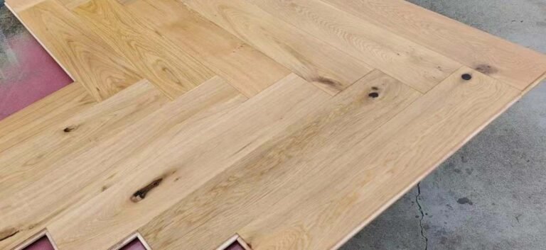 Eiken Parket Modern Line — Geborsteld mat gelakt 125×600 · grade Classic