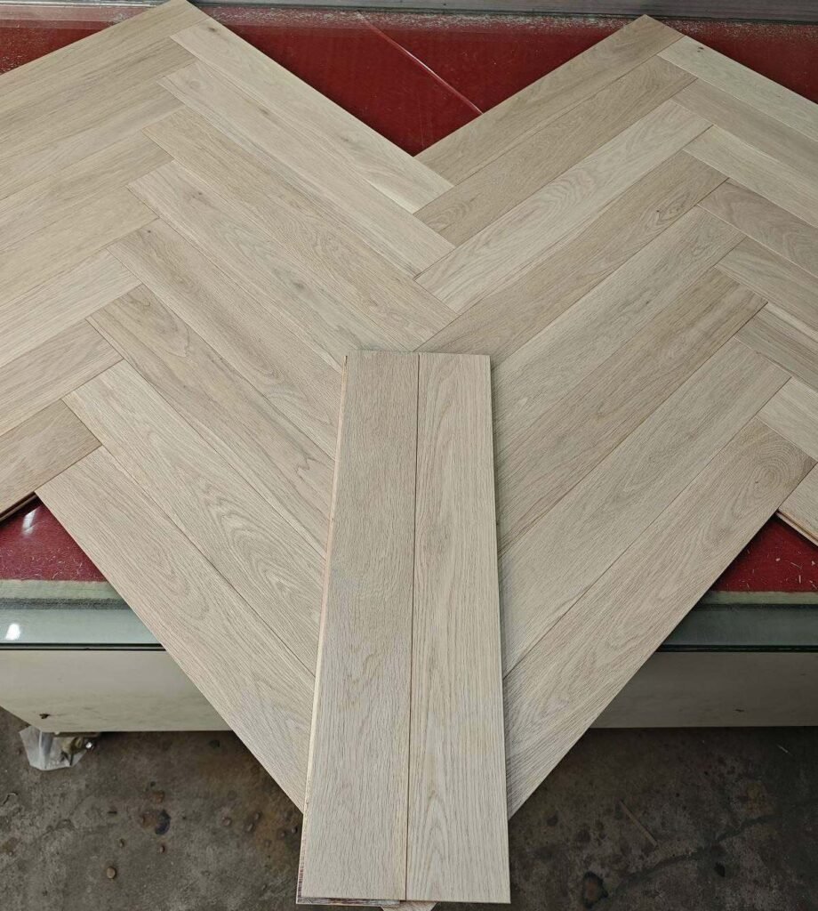 Parquet Chêne Modern Line — Finition Invisible 90×600