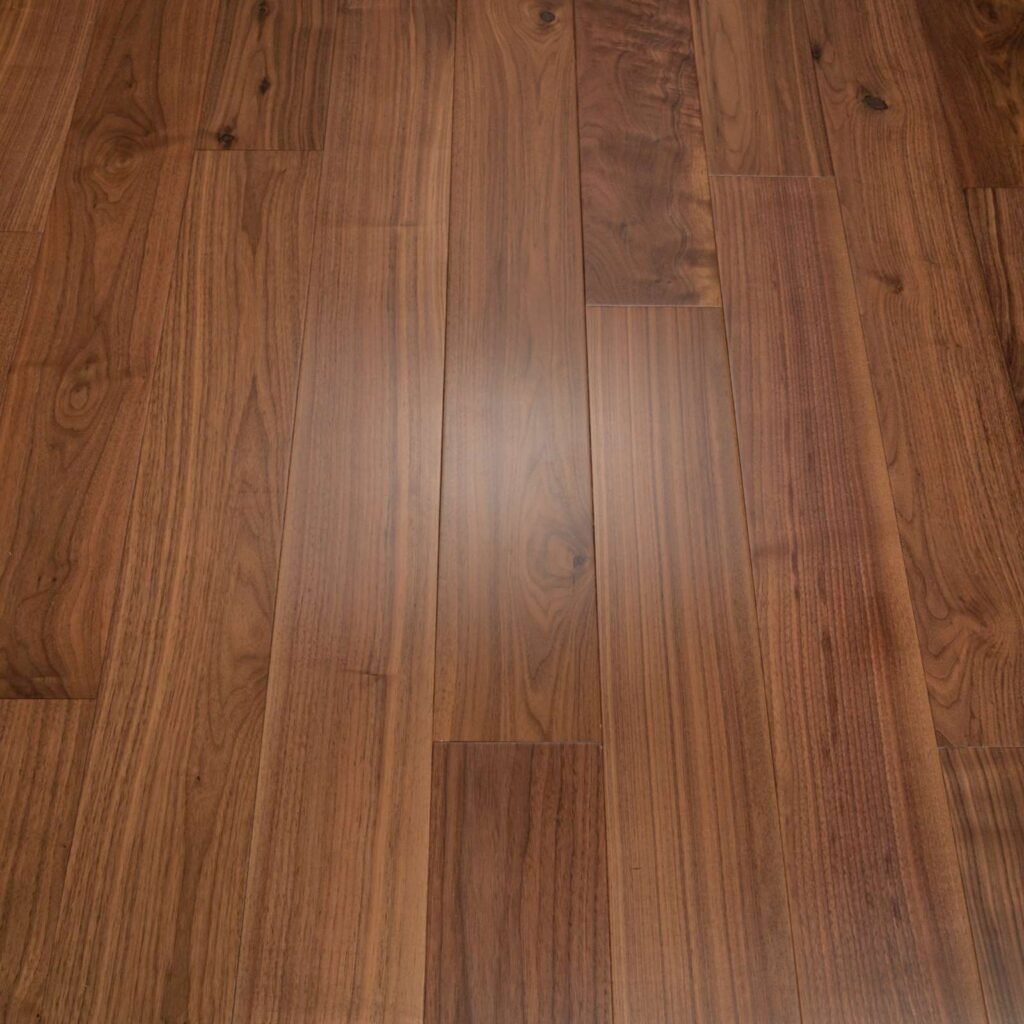 Parquet Noyer Prestige — Vernis 150×RL