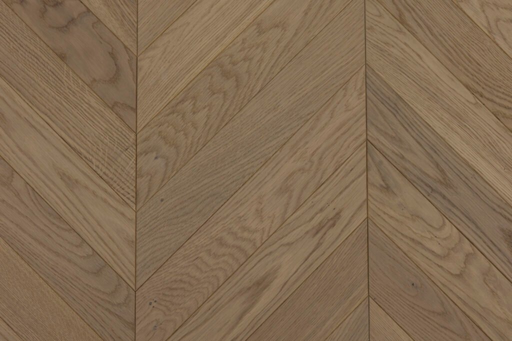 Parquet Chêne Bero — Chevron 65×405