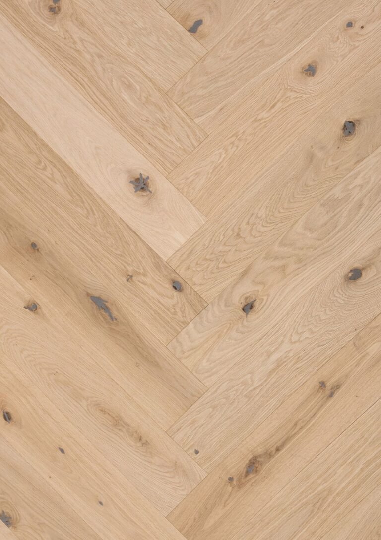 Eiken Parket Signature — Rustiek Visgraat Gelakt Geborsteld 100×600