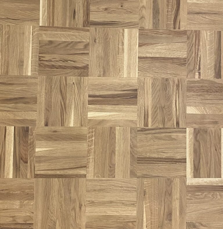 Parquet Mosaic Oak Solid wood — Damier Extra Rustic
