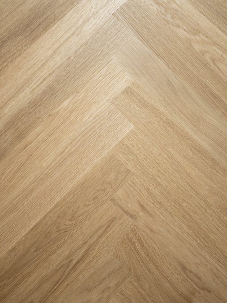 Parquet Chêne Bâton rompu Natur — Verni 10×70×490