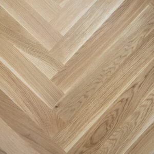 Parquet Chêne Bâton rompu Rustique — Verni brossé 11×70×490