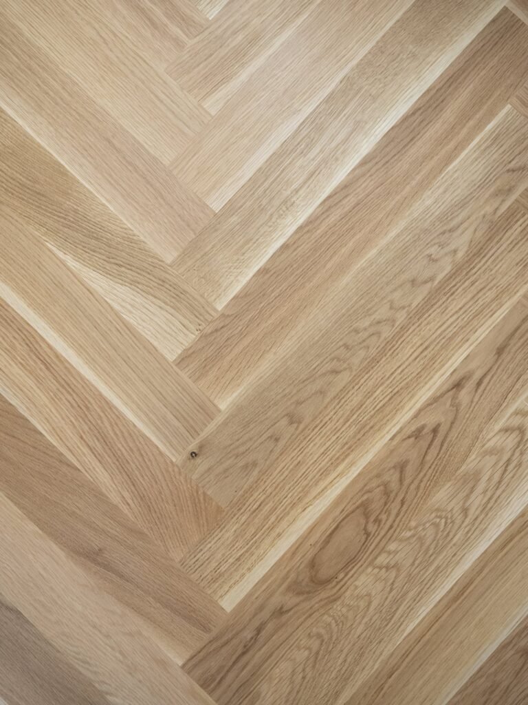 Parquet Chêne Bâton rompu Rustique — Verni brossé 11×70×490
