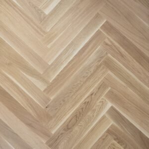 Parquet Roble Espiga Rústico — Barnizado 13×70×350