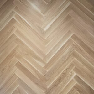 Parquet Roble Espiga Rústico — Crudo cepillado biseaux 11×70×490