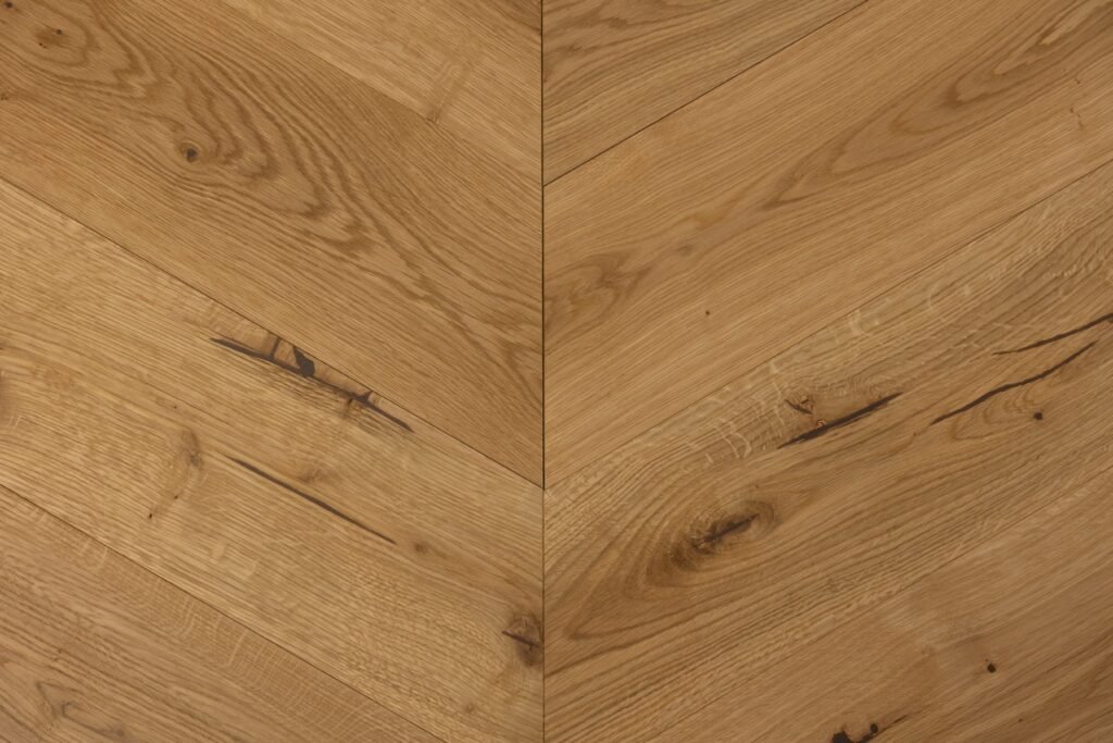 Parquet Chêne Rustic — Point de Hongrie 164×800