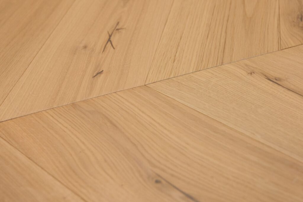 Parquet Chêne Rustic Raw Wood — Point de Hongrie 164×800