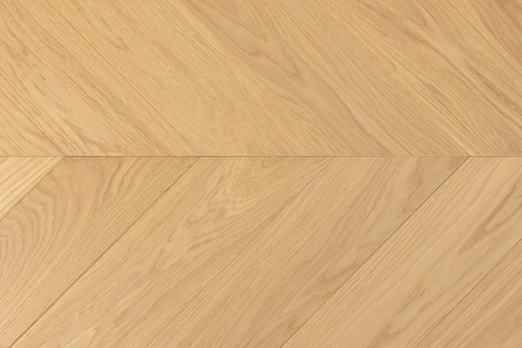 Parquet Chêne Select Raw Wood — Chevron 120×600