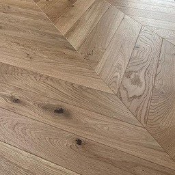 Parquet chêne point de Hongrie 60° — Mix rustique verni naturel 92x550